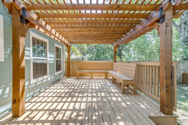 4237 Geddes Avenue, Fort Worth, TX 76107