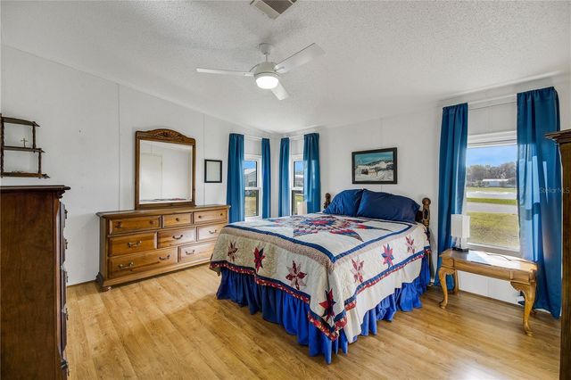 5229 HARTFORD LANE, Wildwood, FL 34785