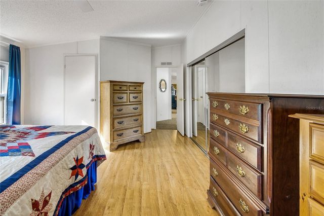 5229 HARTFORD LANE, Wildwood, FL 34785