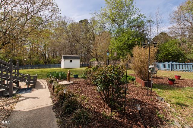 5928 Swales Way, Raleigh, NC 27603