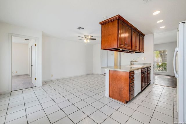 14143 Swallow Dr., San Antonio, TX 78217