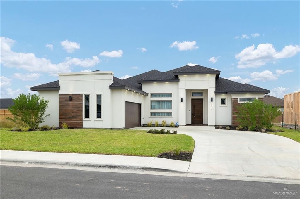 2610 E Julian Road, Harlingen, TX 78552