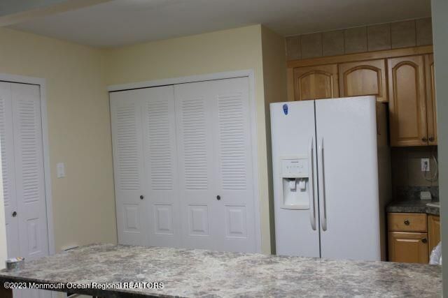 134 Amberly Drive F, Manalapan, NJ 07726