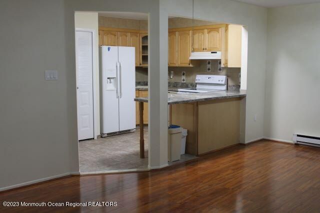 134 Amberly Drive F, Manalapan, NJ 07726