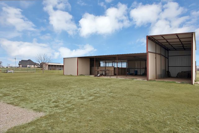 576 Welch School Road, Collinsville, TX 76233