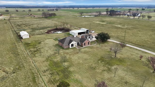 576 Welch School Road, Collinsville, TX 76233