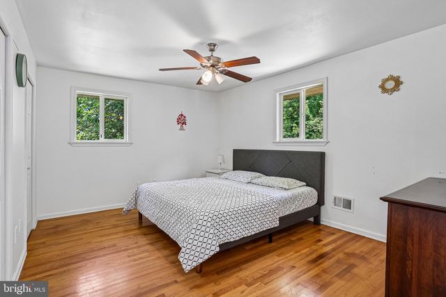 137 WOODSHADE DR, Newark, DE 19702