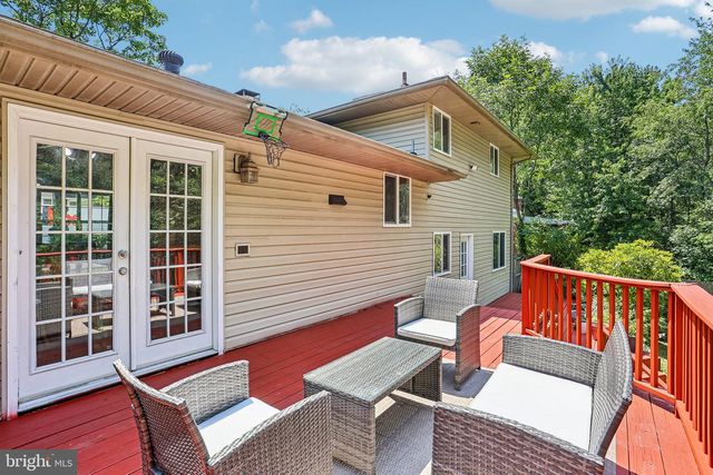 137 WOODSHADE DR, Newark, DE 19702