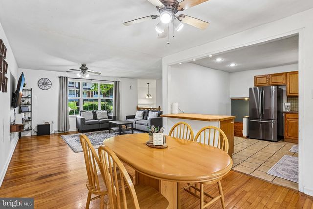 137 WOODSHADE DR, Newark, DE 19702