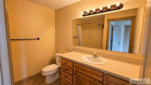 5420 E Elliott Street, Iona, ID 83427