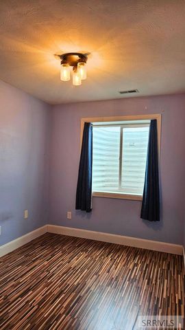 5420 E Elliott Street, Iona, ID 83427