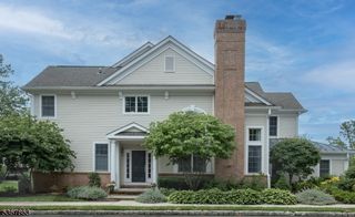 2 Chukka Way, Far Hills Boro, NJ 07931
