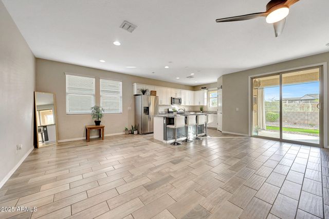 17399 W SPRING Drive, Goodyear, AZ 85338