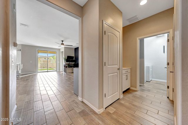 17399 W SPRING Drive, Goodyear, AZ 85338