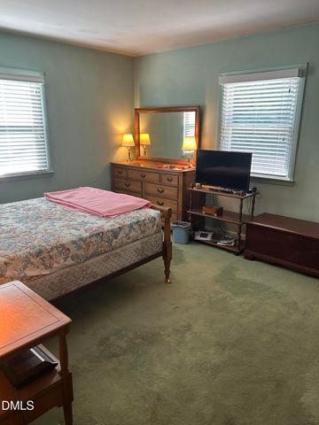 4609 Latimer Road, Raleigh, NC 27609