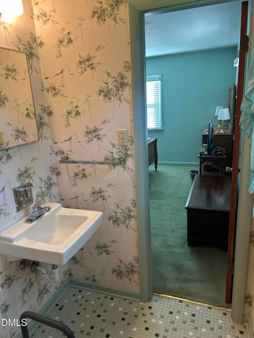 4609 Latimer Road, Raleigh, NC 27609