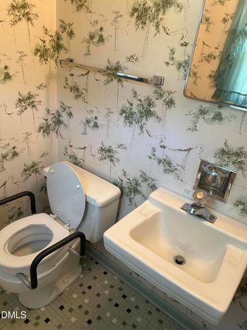 4609 Latimer Road, Raleigh, NC 27609