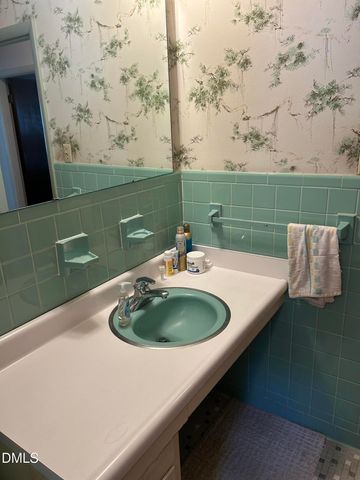 4609 Latimer Road, Raleigh, NC 27609