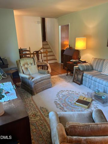4609 Latimer Road, Raleigh, NC 27609