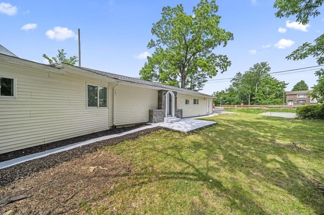 1404 Waggoner Road, Reynoldsburg, OH 43068