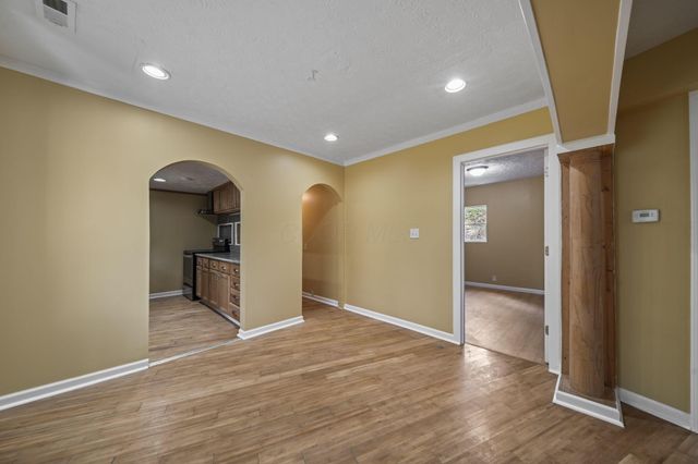 1404 Waggoner Road, Reynoldsburg, OH 43068