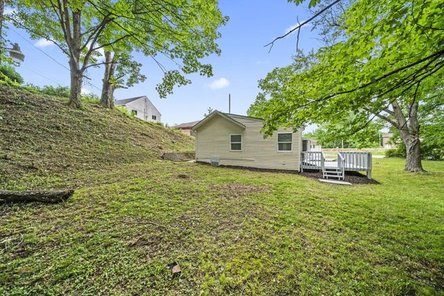 1404 Waggoner Road, Reynoldsburg, OH 43068