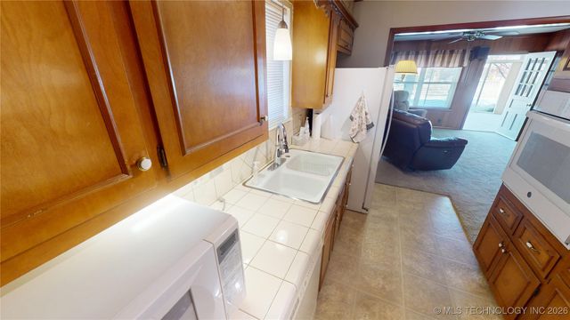 9057 E 33rd Street, Tulsa, OK 74145