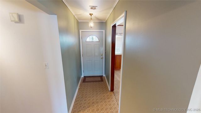 9057 E 33rd Street, Tulsa, OK 74145