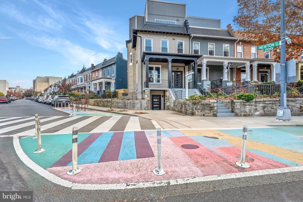 3521 NEW HAMPSHIRE AVE NW, Washington, DC 20010