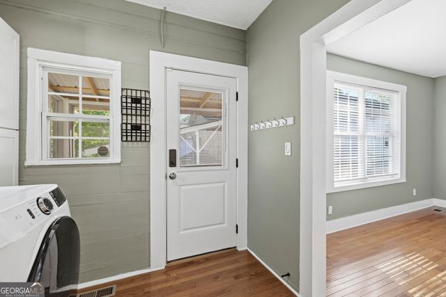 49 Poplar Street, Porterdale, GA 30014