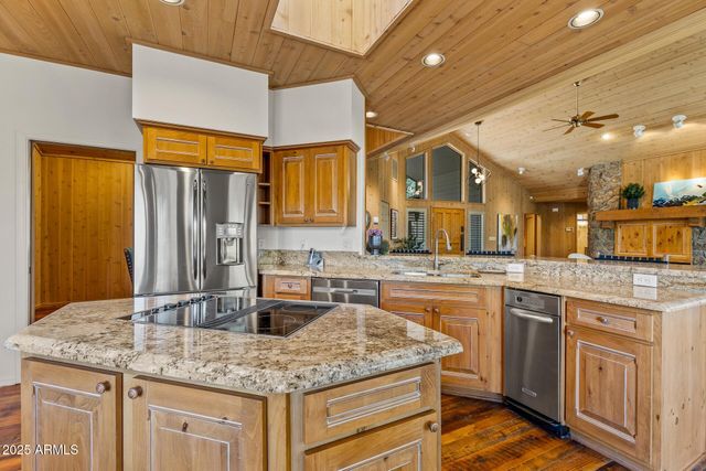 2082 WILLIAM PALMER --, Flagstaff, AZ 86005