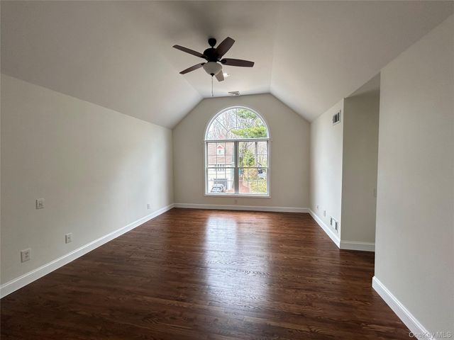 24 North Drive, Centerport, NY 11721