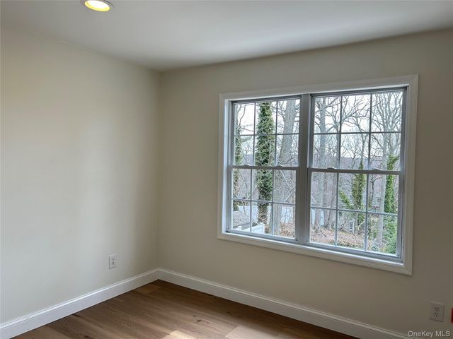 24 North Drive, Centerport, NY 11721