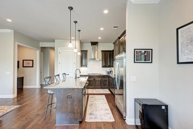 2601 N Quinlan Park RD 506, Austin, TX 78732