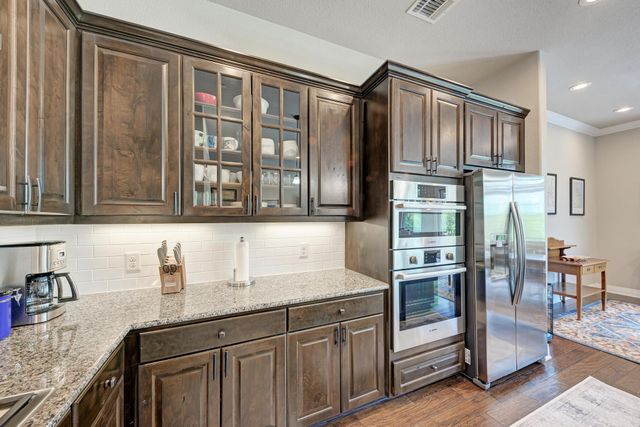 2601 N Quinlan Park RD 506, Austin, TX 78732
