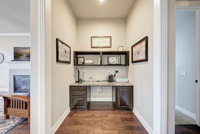 2601 N Quinlan Park RD 506, Austin, TX 78732