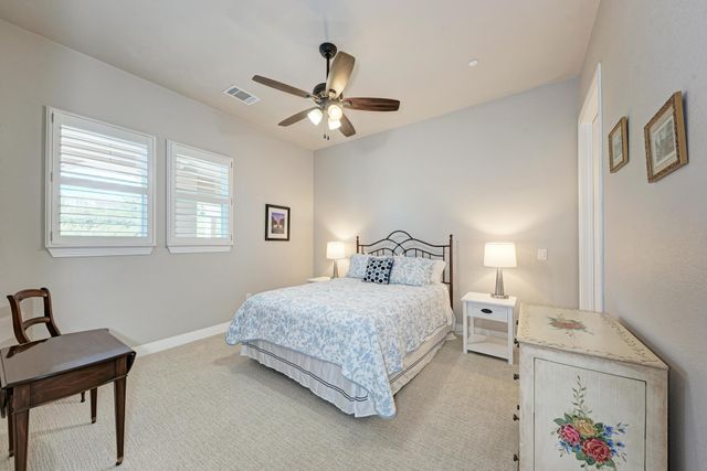 2601 N Quinlan Park RD 506, Austin, TX 78732