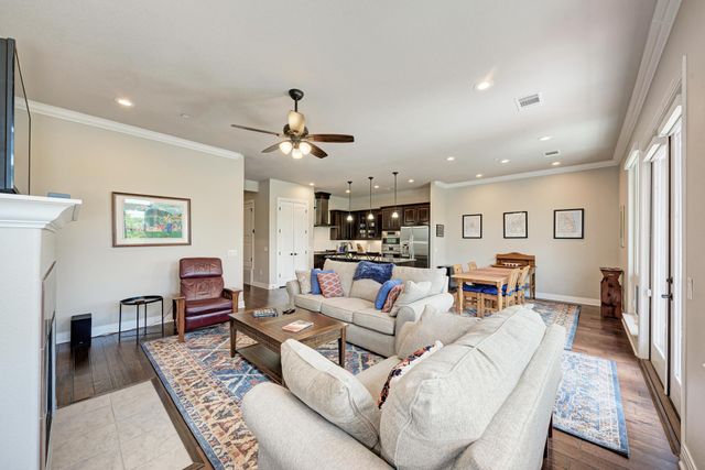 2601 N Quinlan Park RD 506, Austin, TX 78732