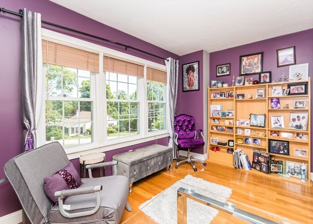 86 Worcester Lane 86, Waltham, MA 02451