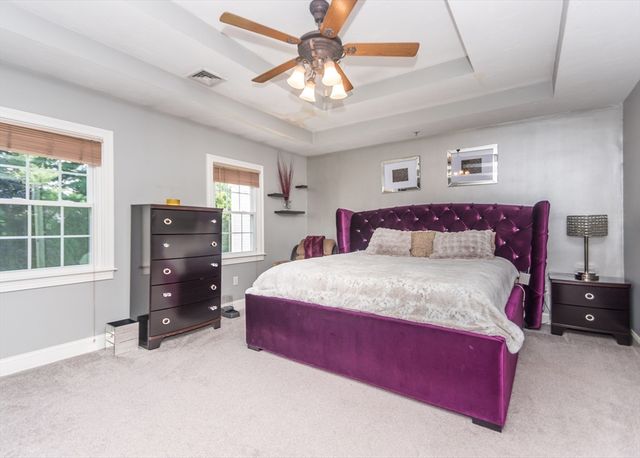 86 Worcester Lane 86, Waltham, MA 02451