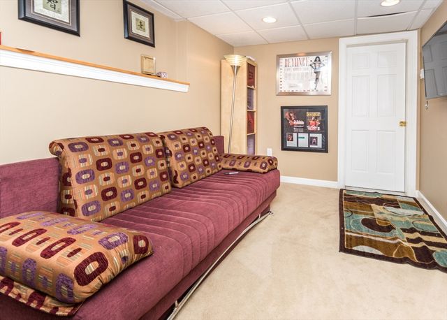 86 Worcester Lane 86, Waltham, MA 02451
