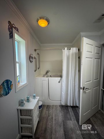 558 Escambia Loop, Lillian, AL 36549