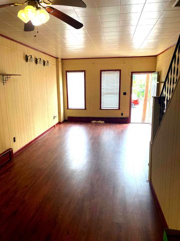 27 SWAN ST, Trenton, NJ 08611
