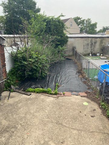 27 SWAN ST, Trenton, NJ 08611