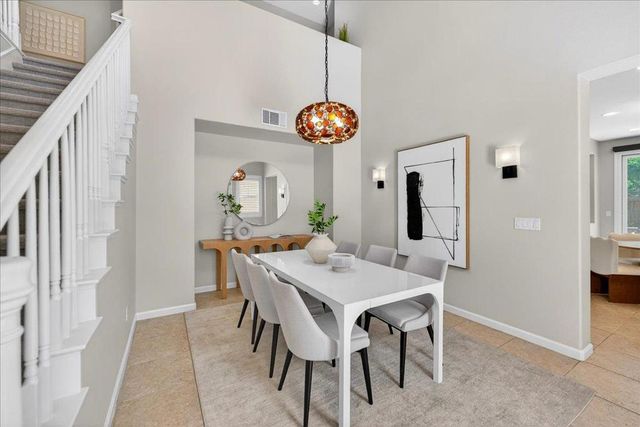18042 Calle Central, Morgan Hill, CA 95037