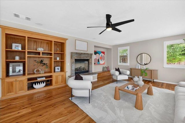 18042 Calle Central, Morgan Hill, CA 95037