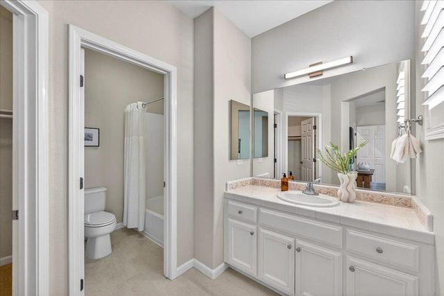 18042 Calle Central, Morgan Hill, CA 95037