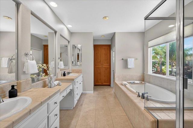 18042 Calle Central, Morgan Hill, CA 95037