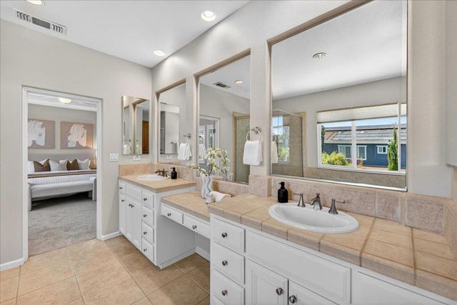 18042 Calle Central, Morgan Hill, CA 95037