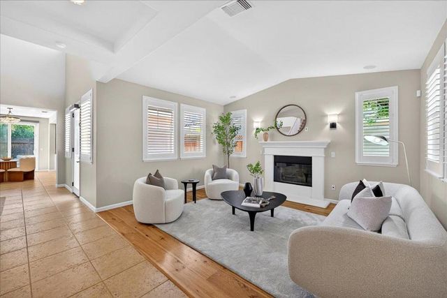 18042 Calle Central, Morgan Hill, CA 95037